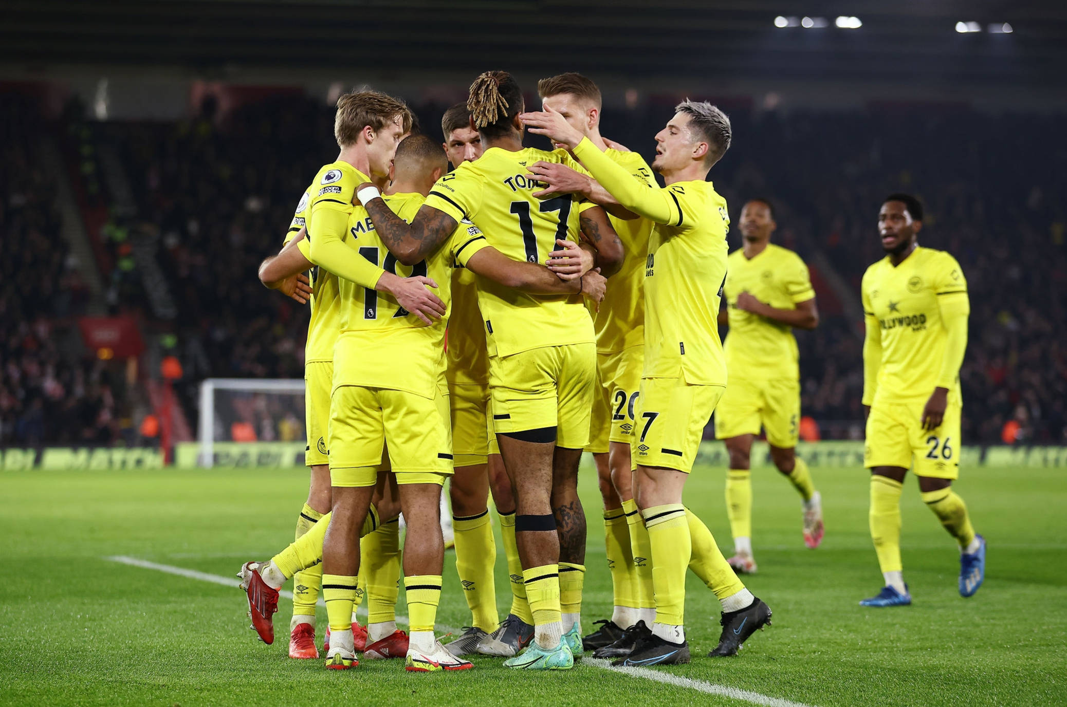 前所未有的 前所未有的